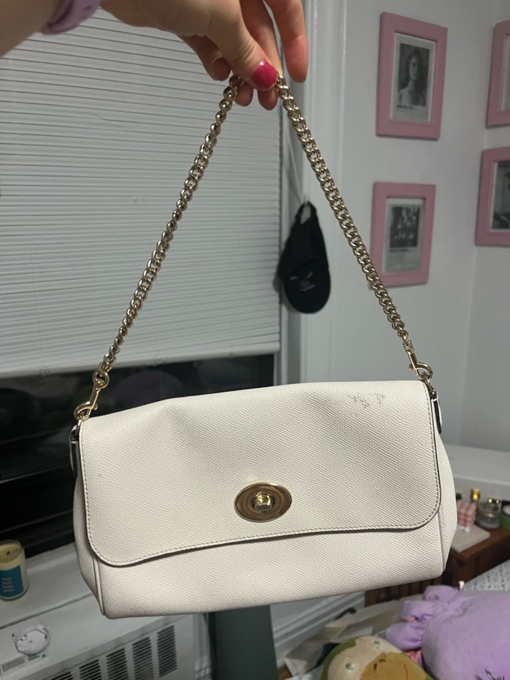 Coach White Shoulder Bag with Gold Chain
